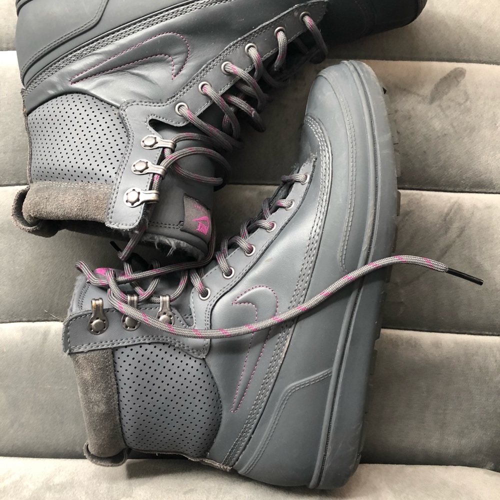 Nike shoes